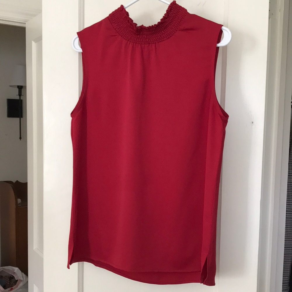 Sleeveless top
